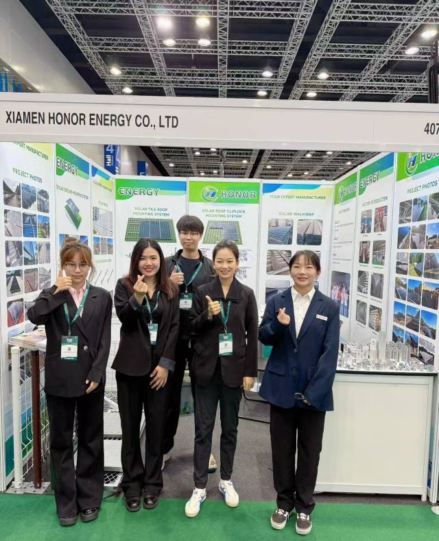 आम्ही IGEM मध्ये आहोत! आम्ही IGEM मध्ये आहोत!