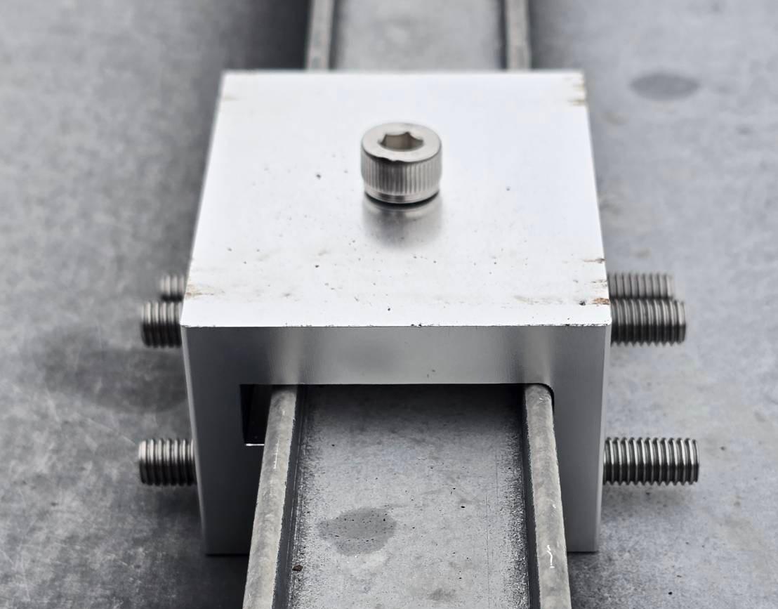 तुमच्या छतासाठी योग्य फिट: आमचे नवीन रूफ क्लिपलॉक उत्पादनात आहे!