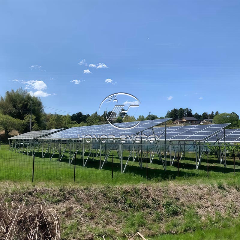 मल्टिपल रो टाईप सोलर फार्मलँड माउंट आधुनिक ऍग्रीव्होल्टेइक प्रकल्पांसाठी सर्वोत्तम पर्याय का बनत आहे