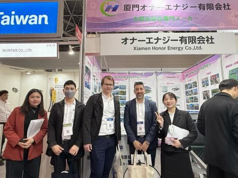 जपानमध्ये चेरी ब्लॉसम ब्लूम, सन्मानाने परतत आहे